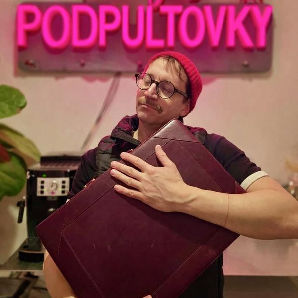 Podpultovky – nejlepší podcast k uklízení